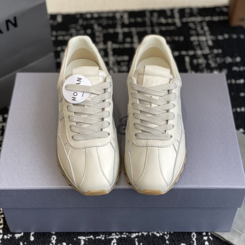 Hogan 86ER H671 커플 스니커즈