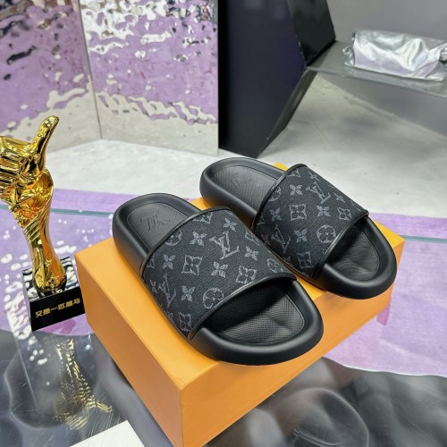 LV 슬리퍼