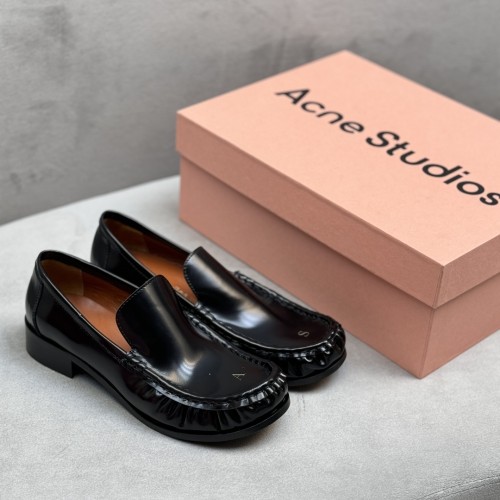 Acne Studios 로퍼