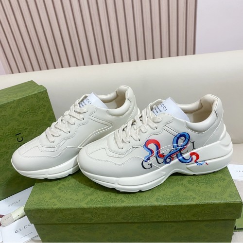 Gucci Ryton 스니커즈