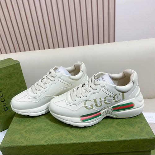 Gucci Ryton 스니커즈