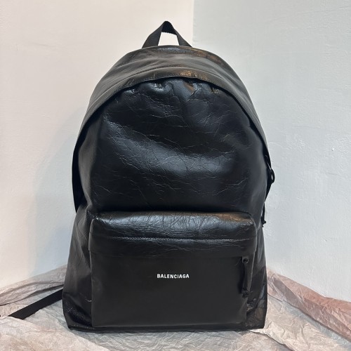 Balenciaga explorer