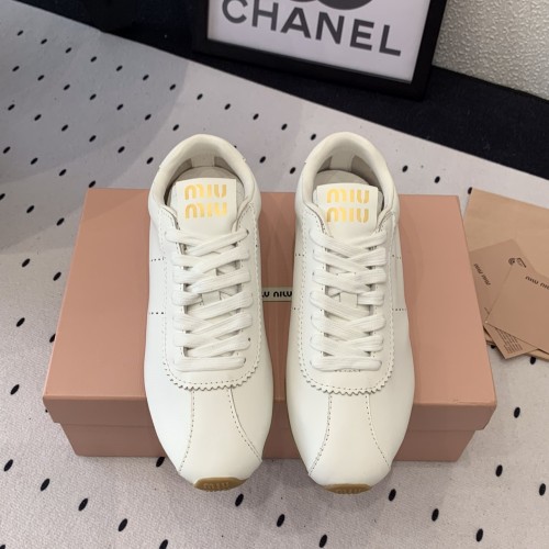 Miumiu 타이어 스니커즈