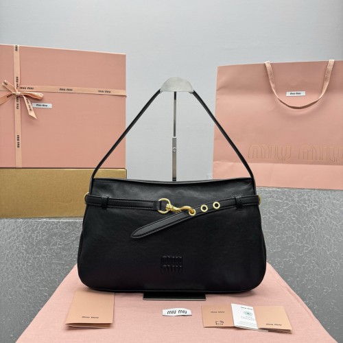 Miumiu Aventure