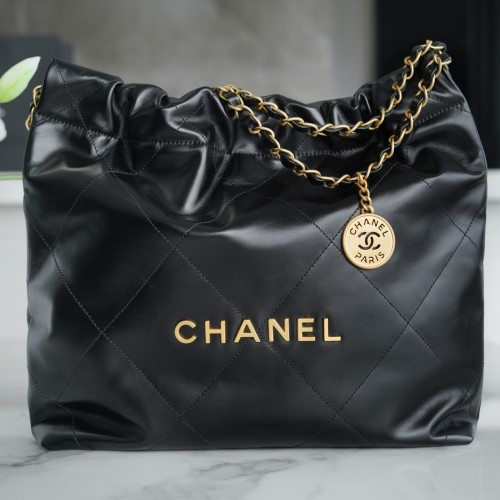 Chanel 22 Bag